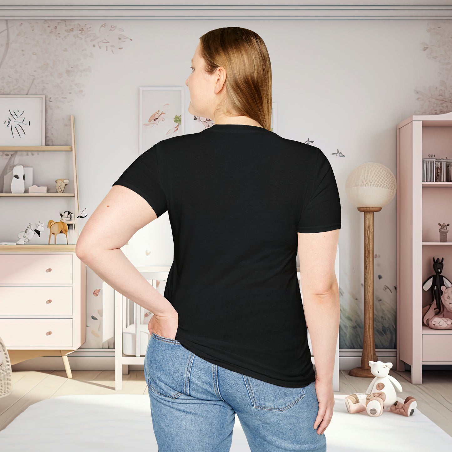 Moms Should All Be Feminist - T-Shirt, 13 Colors